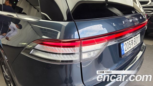 Lincoln Aviator (II) 3.0 Reserve  AWD 2023 — фото 23