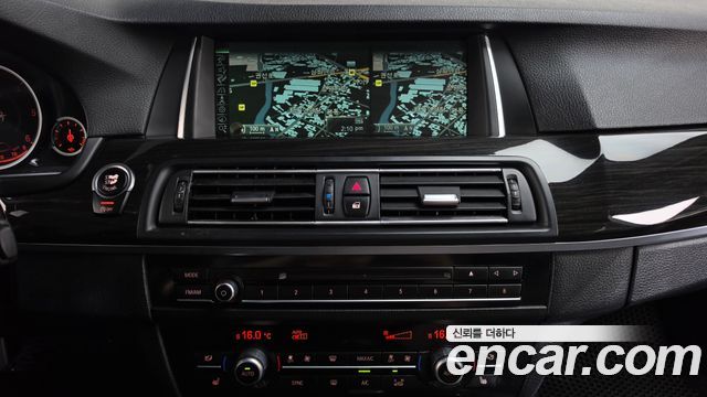 BMW 5 Series (F10) 520d Luxury 2014 — фото 18