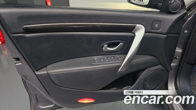 Renault Korea SM7 Nova LPLI 2.0 LPe Disabled 2019 — фото 24