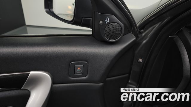 Renault Korea SM7 Nova LPLI 2.0 LPe Disabled 2019 — фото 29