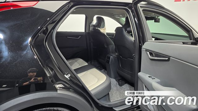 Kia Niro Prestige 2025 — фото 11