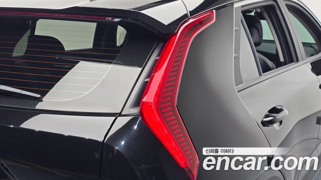 Kia Niro Prestige 2025 — фото 23