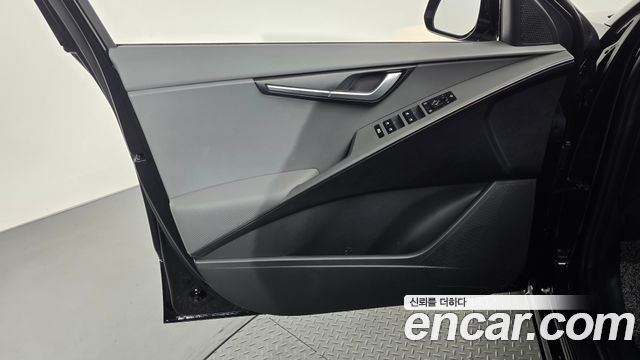 Kia Niro Prestige 2025 — фото 24