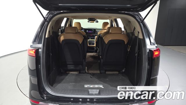 Kia Carnival (IV) Gasoline 9-Seater Prestige 2023 — фото 20