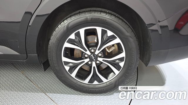 Kia Carnival (IV) Gasoline 9-Seater Prestige 2023 — фото 21