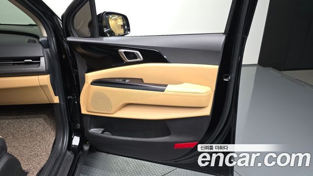 Kia Carnival (IV) Gasoline 9-Seater Prestige 2023 — фото 25