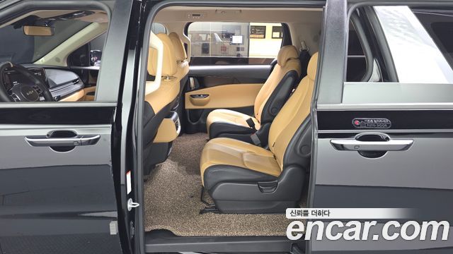 Kia Carnival (IV) Gasoline 9-Seater Prestige 2023 — фото 26
