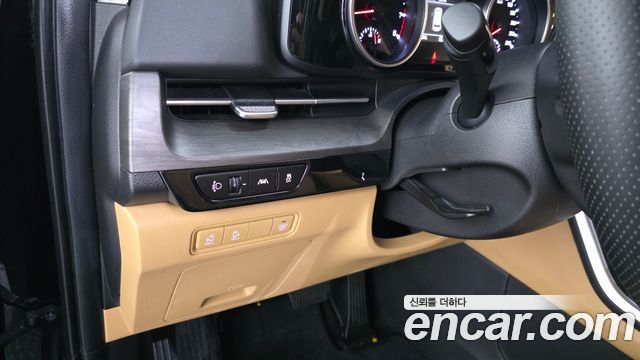 Kia Carnival (IV) Gasoline 9-Seater Prestige 2023 — фото 27