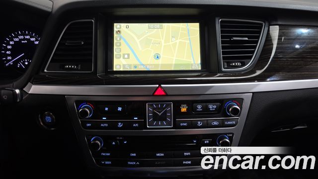 Genesis G80 3.3 GDI AWD Luxury 2018 — фото 13