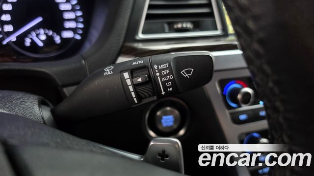 Genesis G80 3.3 GDI AWD Luxury 2018 — фото 30