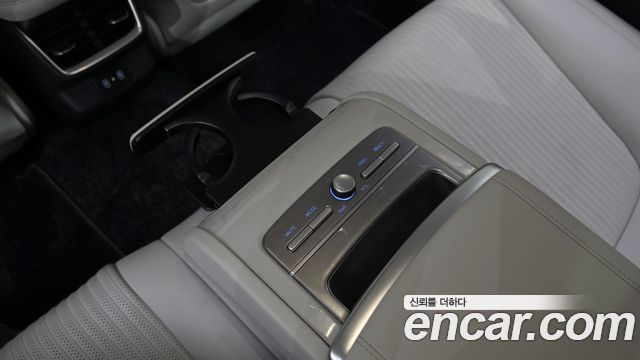 Hyundai Grandeur Hybrid (GN7) Calligraphy 2023 — фото 27