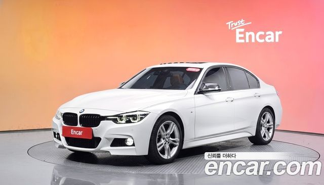 BMW 3 Series (F30) 330i M Sport Shadow