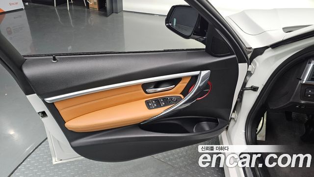 BMW 3 Series (F30) 330i M Sport Shadow 2018 — фото 24