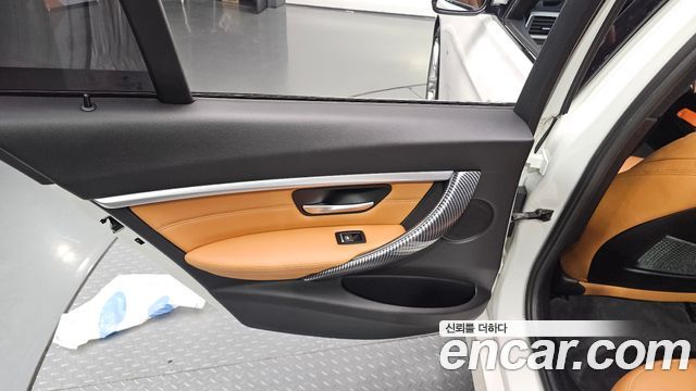 BMW 3 Series (F30) 330i M Sport Shadow 2018 — фото 25