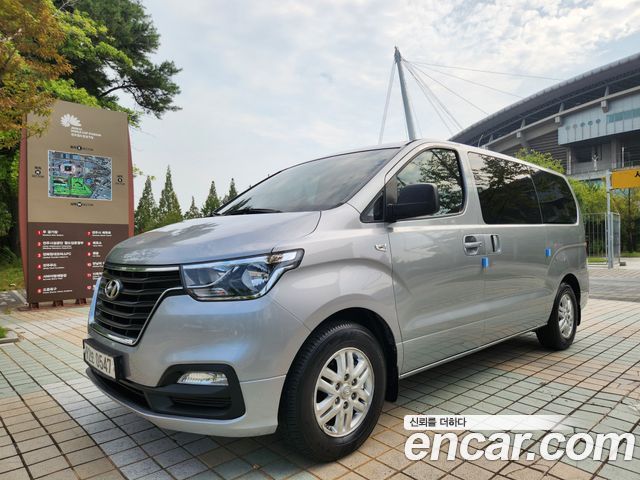 Hyundai Grand Starex Van 3-Seater Smart 2020 — фото 6