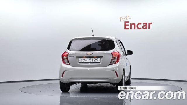 Chevrolet Spark LS 2019 — фото 4