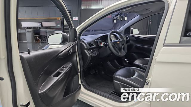 Chevrolet Spark LS 2019 — фото 10