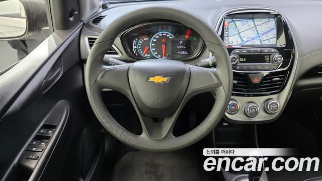 Chevrolet Spark LS 2019 — фото 13