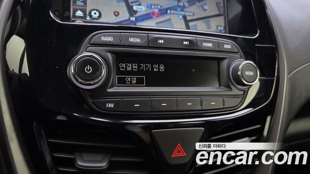 Chevrolet Spark LS 2019 — фото 16