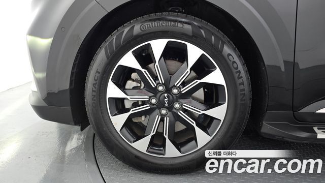 Kia Carnival (IV) Gasoline 9-Seater Signature 2023 — фото 5