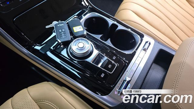 Kia Carnival (IV) Gasoline 9-Seater Signature 2023 — фото 9