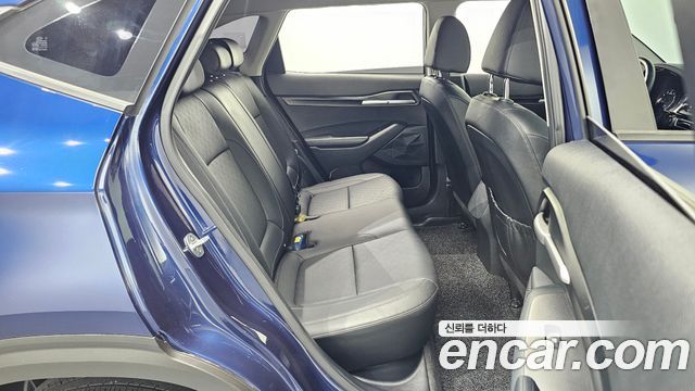 Kia Seltos Gasoline 1.6 Turbo 2WD Prestige 2022 — фото 17