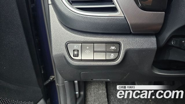 Kia Seltos Gasoline 1.6 Turbo 2WD Prestige 2022 — фото 19