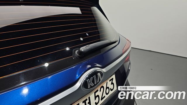 Kia Seltos Gasoline 1.6 Turbo 2WD Prestige 2022 — фото 30