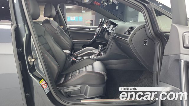 Volkswagen Golf (VII) 2.0 GTI 2015 — фото 15