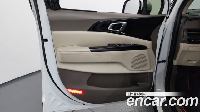 Kia Carnival (IV) Diesel 9-Seater Prestige 2023 — фото 29