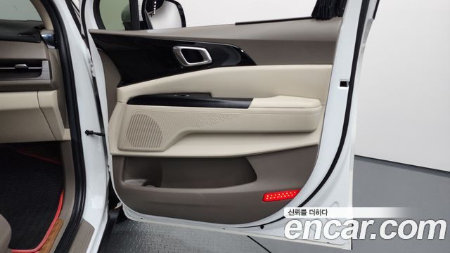 Kia Carnival (IV) Diesel 9-Seater Prestige 2023 — фото 30