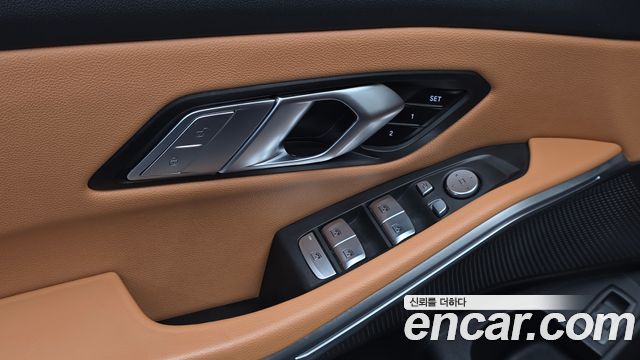 BMW 3 Series (G20) 320i M Sport 2023 — фото 18