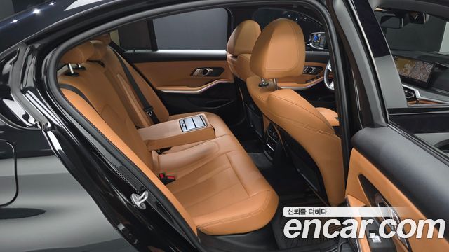 BMW 3 Series (G20) 320i M Sport 2023 — фото 30