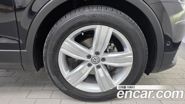 Volkswagen Tiguan (II) 2.0 TDI 4Motion Prestige 2020 — фото 21