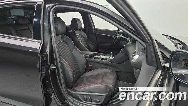 Genesis G70 2.0T Sport Package 2018 — фото 26