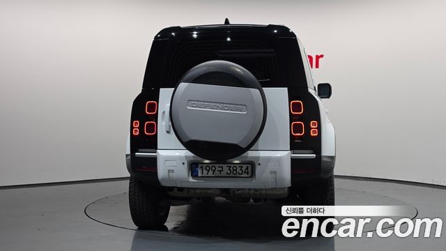 Land Rover Defender (L663) 110 D240 SE 2020 — фото 4