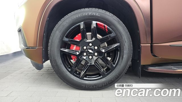 Chevrolet Traverse 3.6 AWD Redline 2020 — фото 5