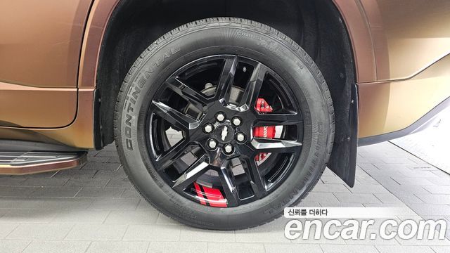 Chevrolet Traverse 3.6 AWD Redline 2020 — фото 21