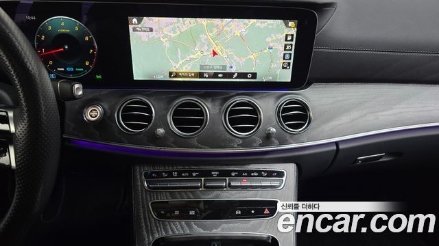 Mercedes-Benz E-Class (W213) E350 4MATIC AMG Line 2023 — фото 14