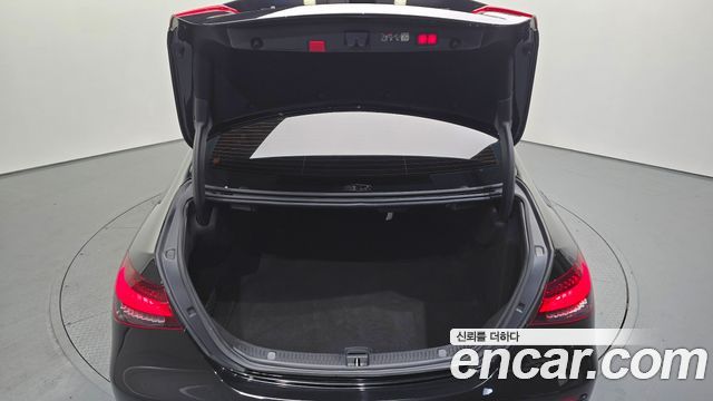 Mercedes-Benz E-Class (W213) E350 4MATIC AMG Line 2023 — фото 20