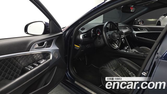 Genesis G70 2.0T Sport Package 2018 — фото 10
