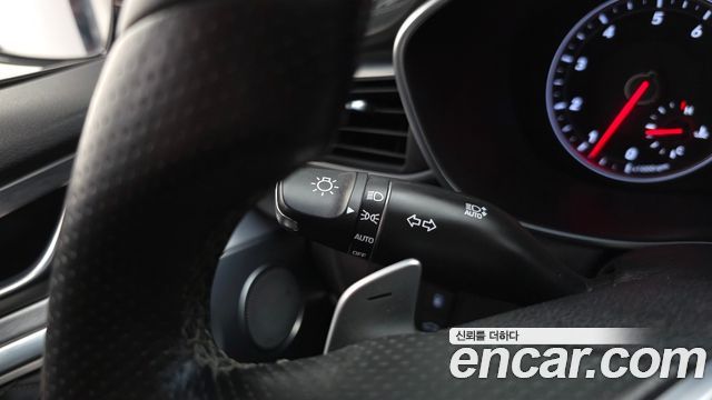 Genesis G70 2.0T Sport Package 2018 — фото 43