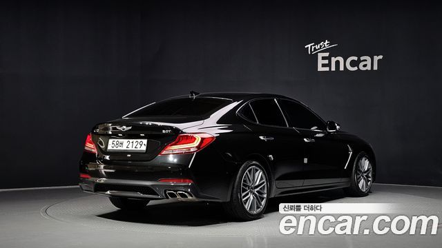 Genesis G70 2.0T Supreme 2018 — фото 2
