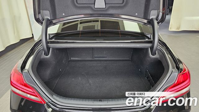 Genesis G70 2.0T Supreme 2018 — фото 20