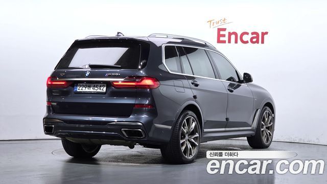 BMW X7 (G07) M50i 6STR 2022 — фото 2
