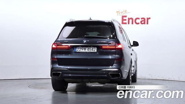 BMW X7 (G07) M50i 6STR 2022 — фото 4