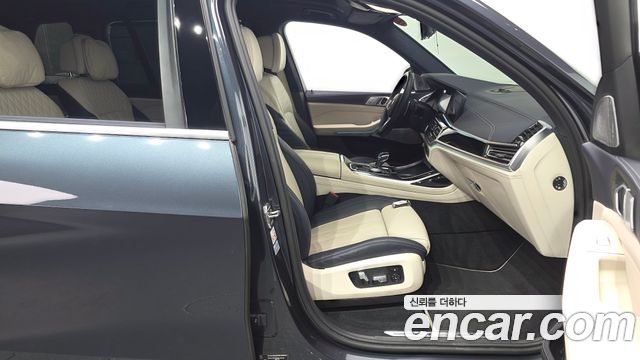 BMW X7 (G07) M50i 6STR 2022 — фото 26