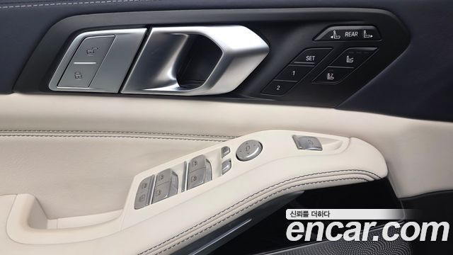 BMW X7 (G07) M50i 6STR 2022 — фото 28
