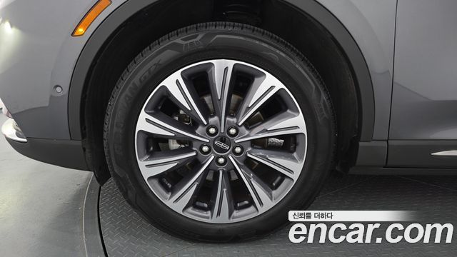 Lincoln Corsair 2.0 Reserve AWD 2021 — фото 5