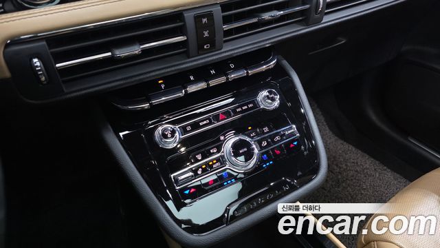 Lincoln Corsair 2.0 Reserve AWD 2021 — фото 21